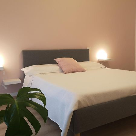 So Fine Petruzzelli Flat Apartment Бари Екстериор снимка
